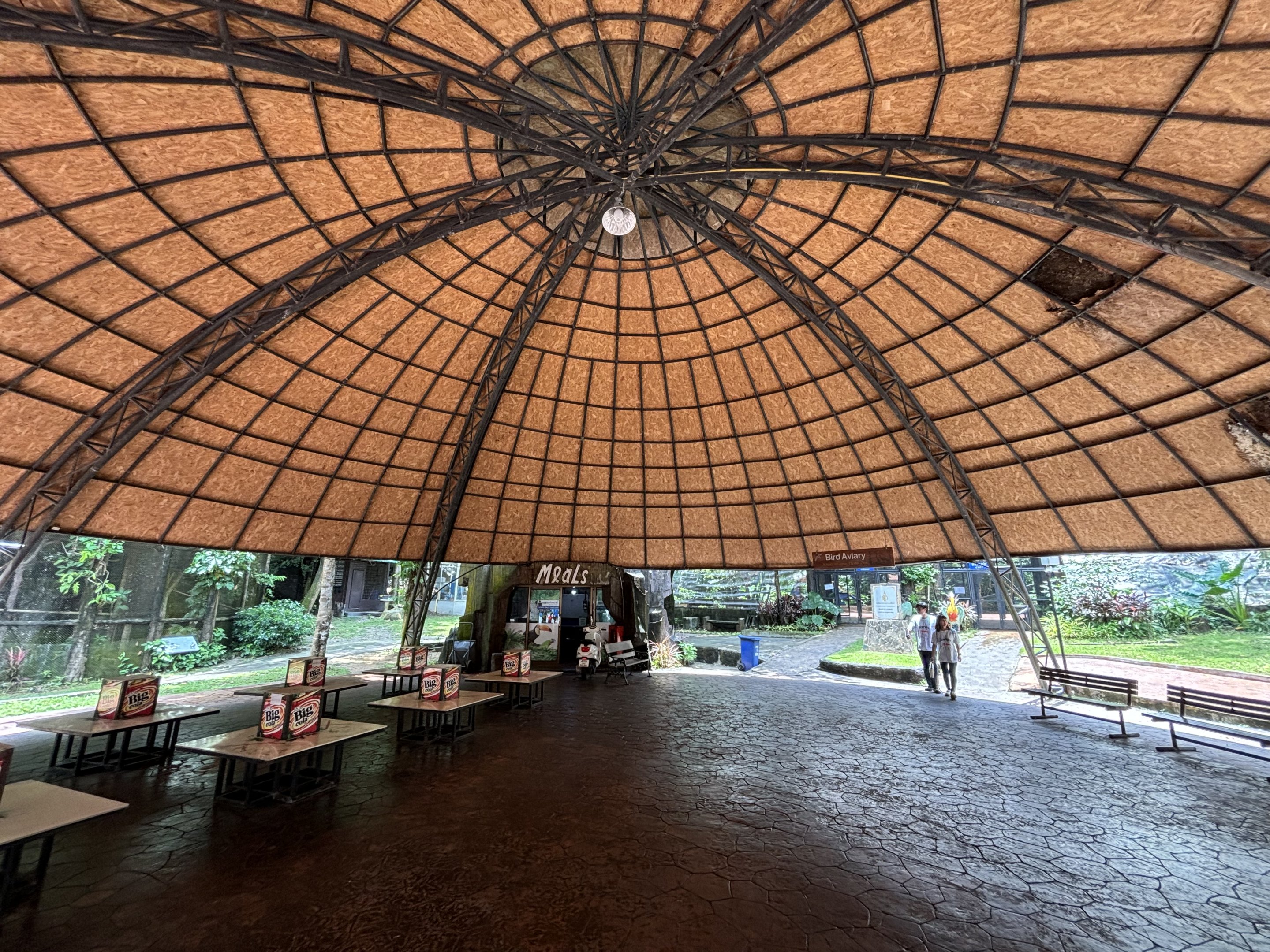 Bird Aviary - entrance zone