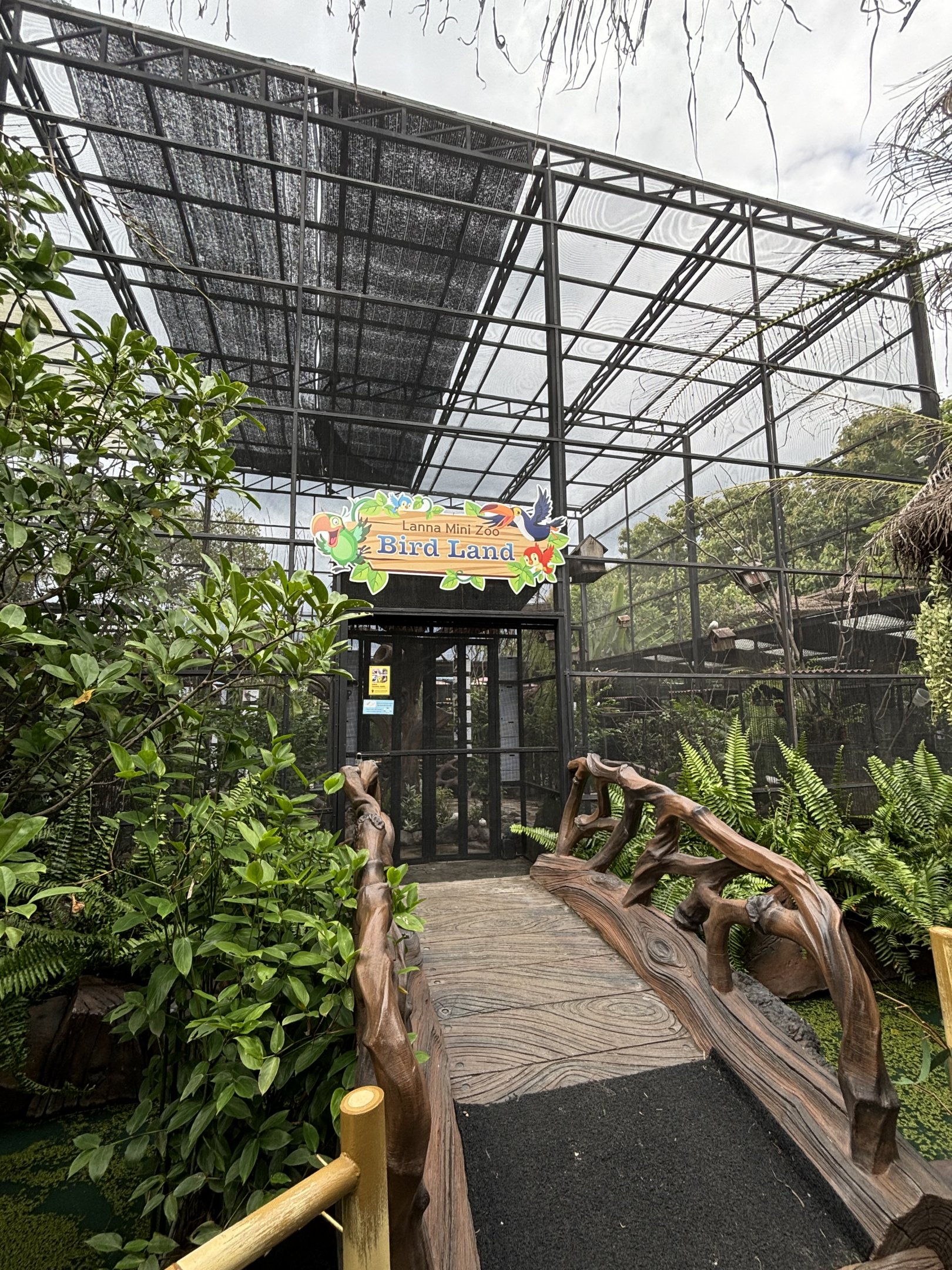 Bird Aviary - Lanna Mini Zoo