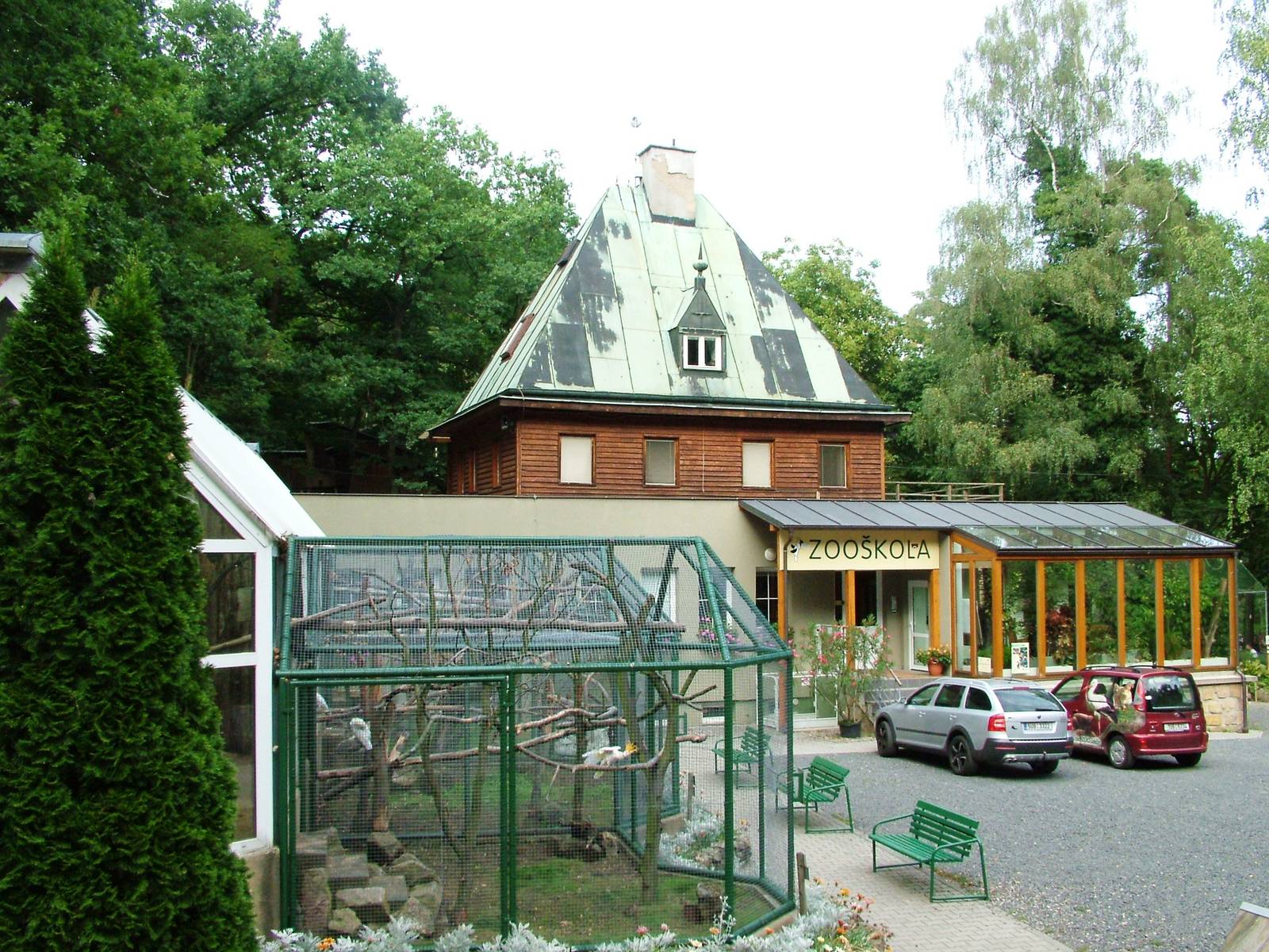 Bird House and Education Building at Decin, 28/08/12