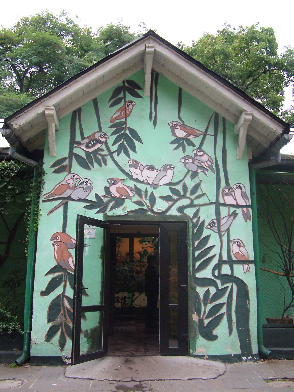 Bird House at the Old Zoo, Poznan Sept 08