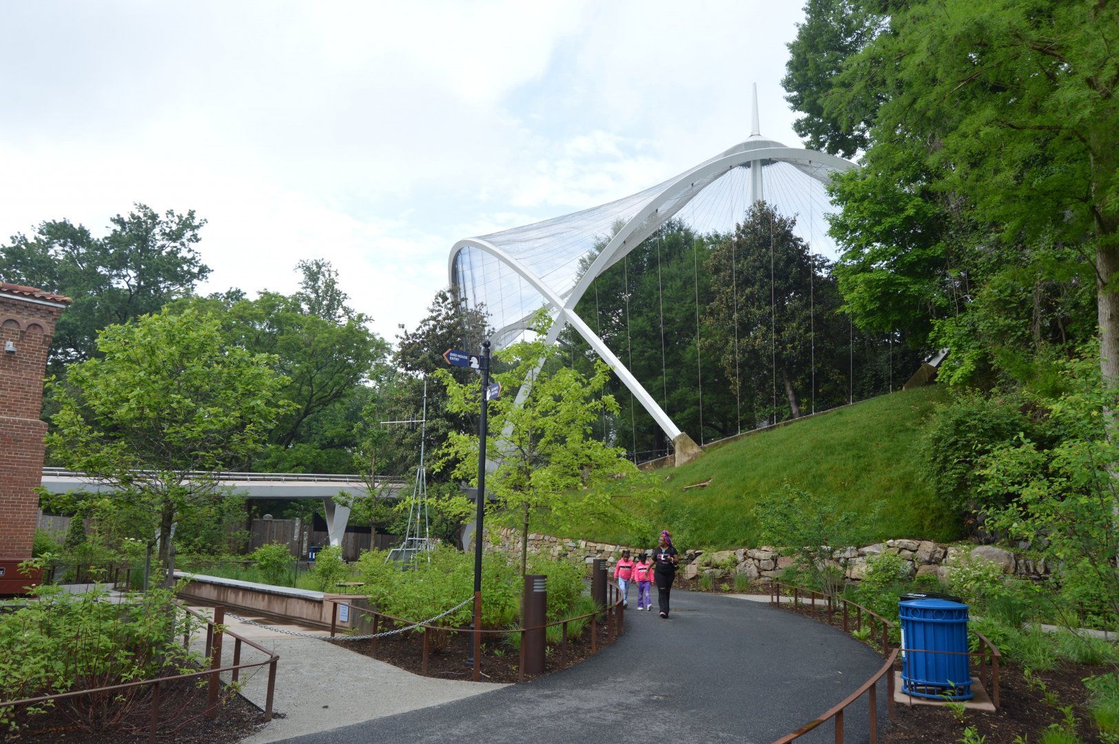 Bird House - Large Aviary