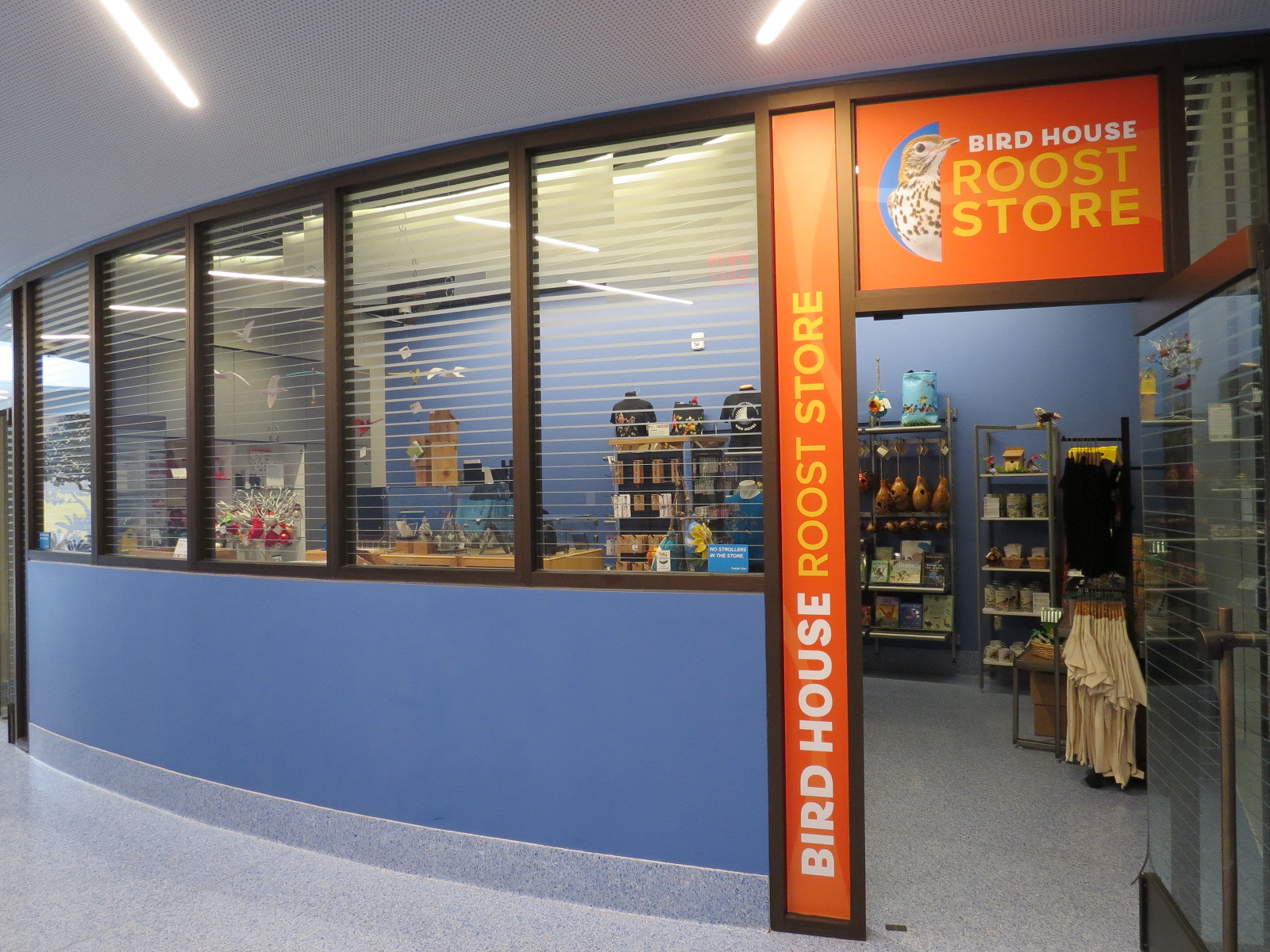 Bird House - Lobby - Gift Shop