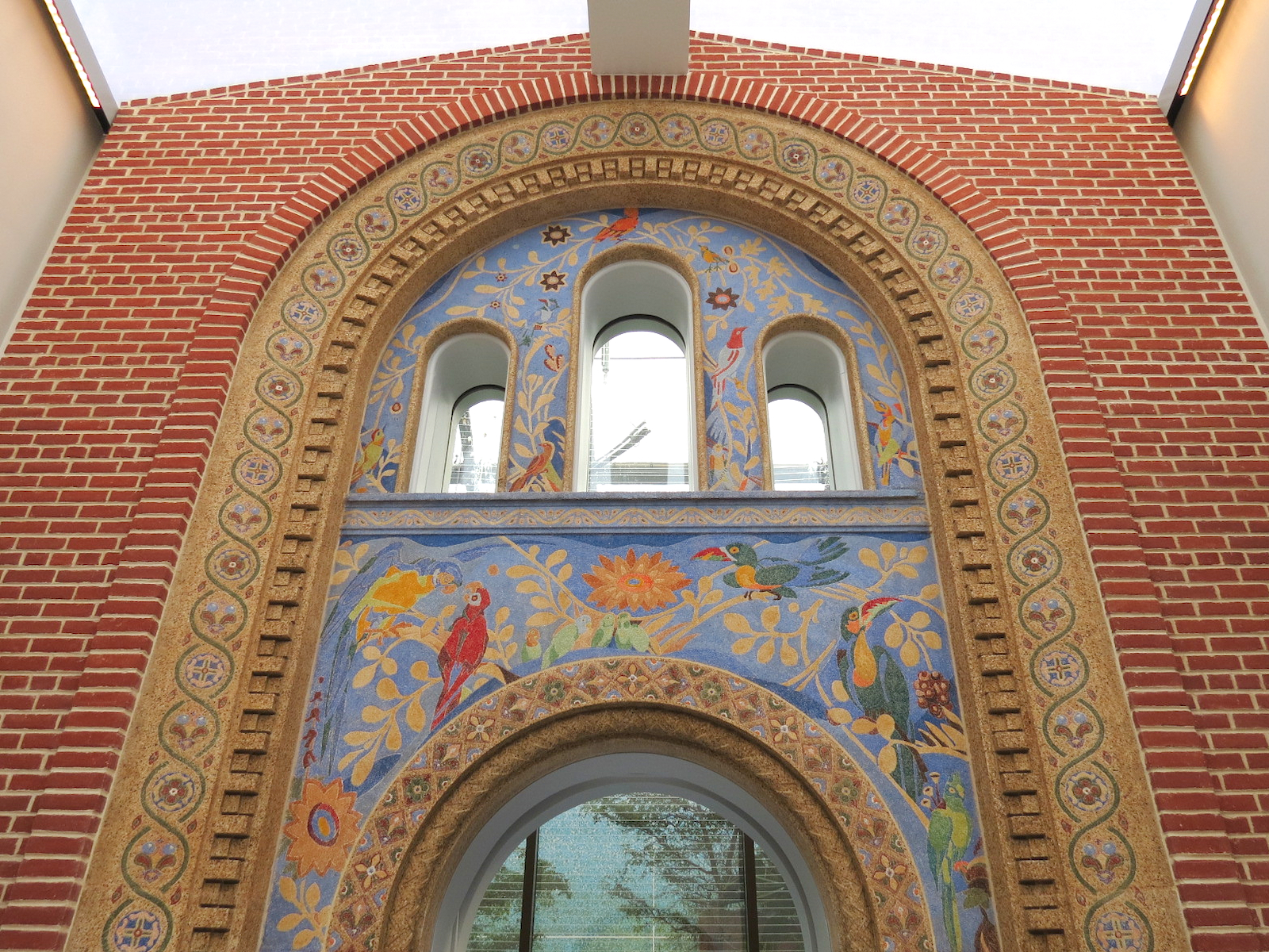 Bird House - Lobby - Historic Arch