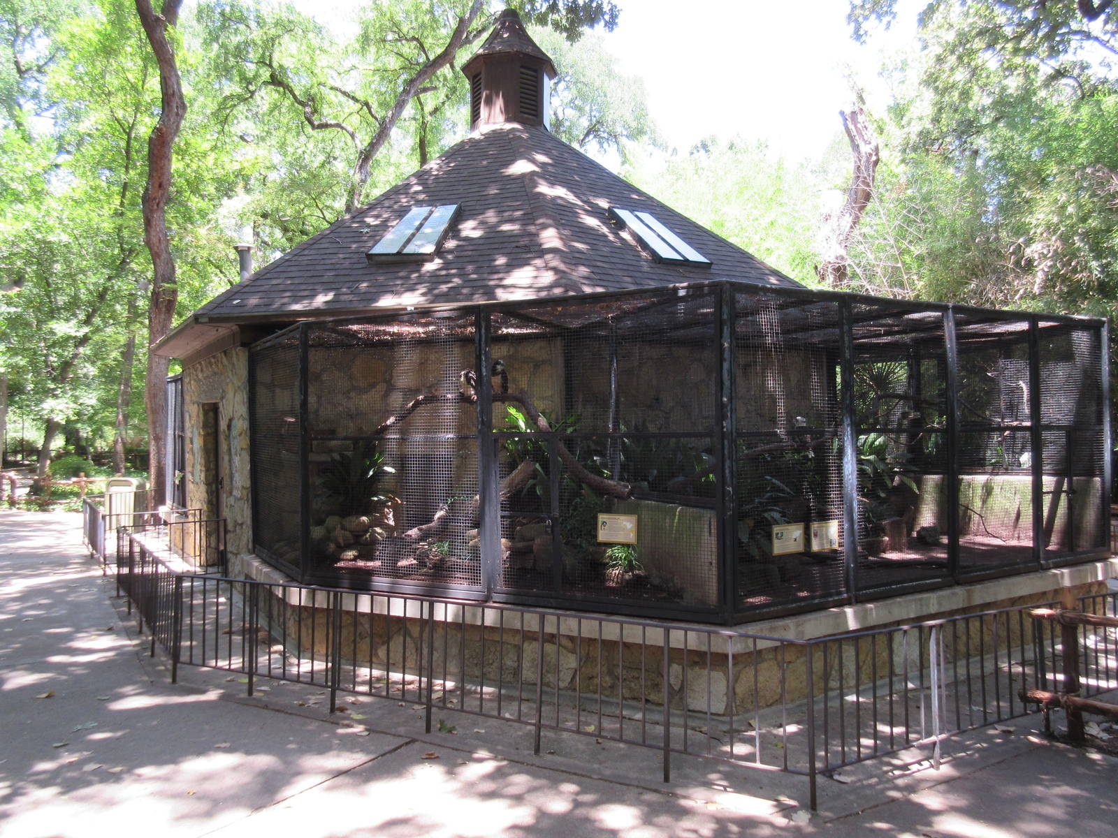 Bird House (with Spectacled Owls in the nearest aviary)