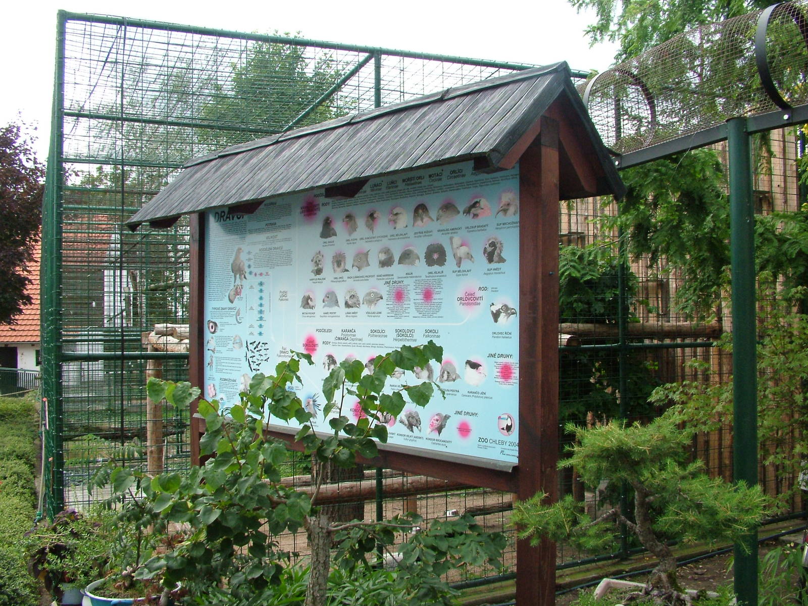 Bird of Prey Signage at Chleby, 26/08/12