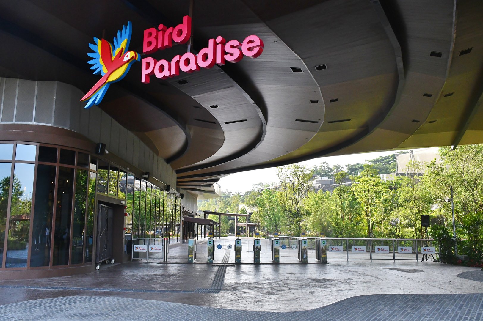 Bird Paradise entrance