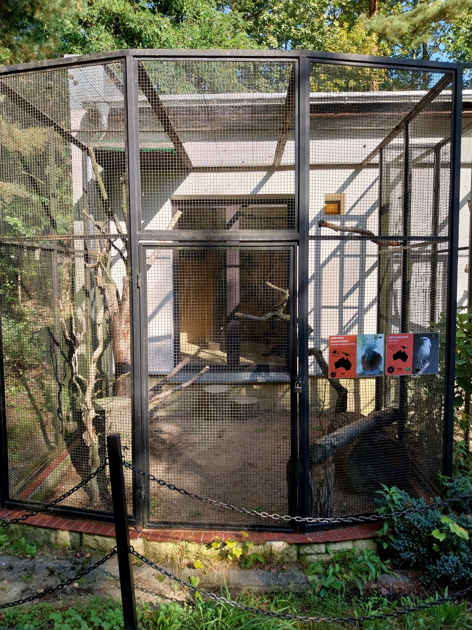 Bird & Reptile House - Aviary 1