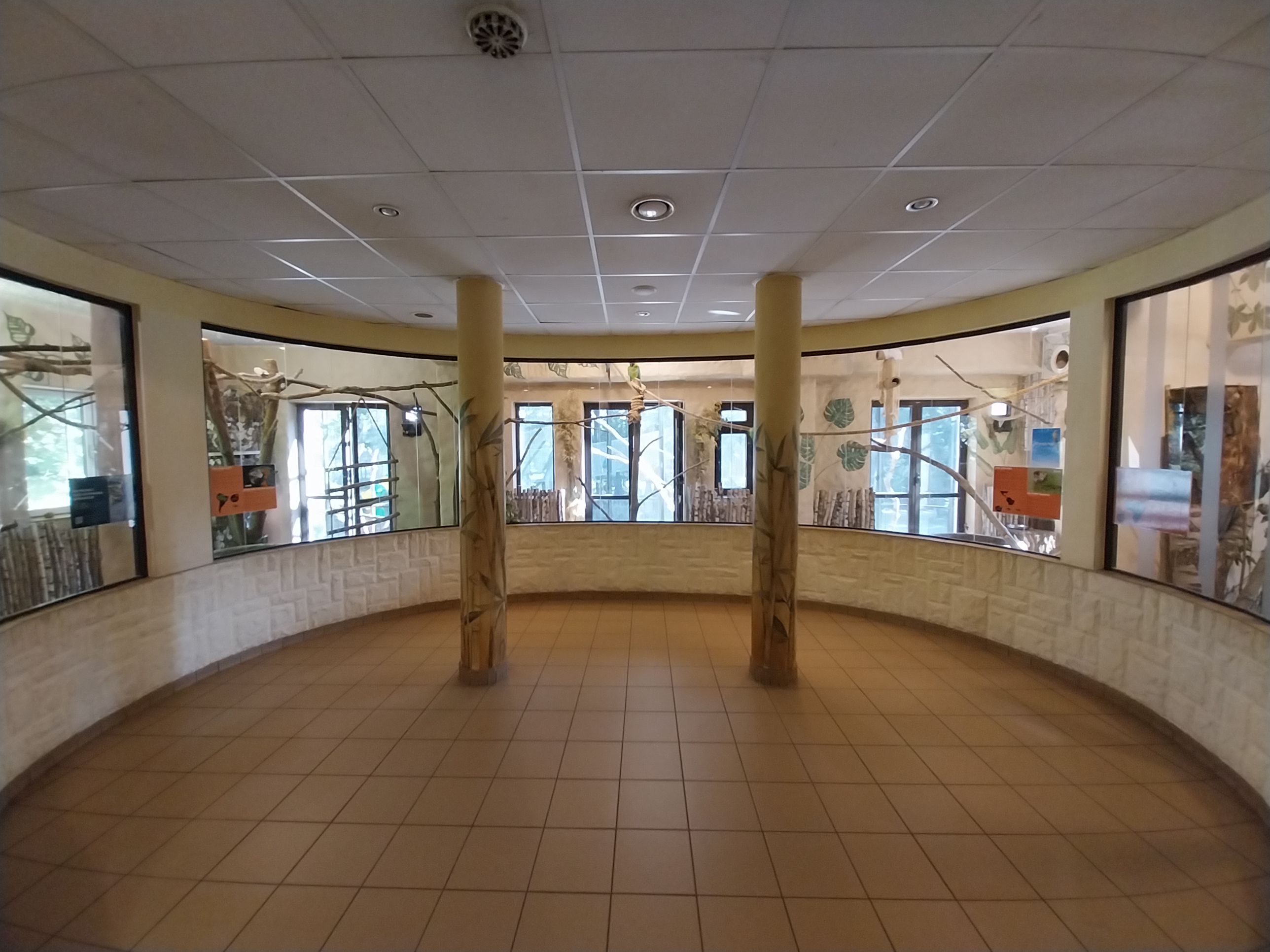 Bird & Reptile House - Right wing