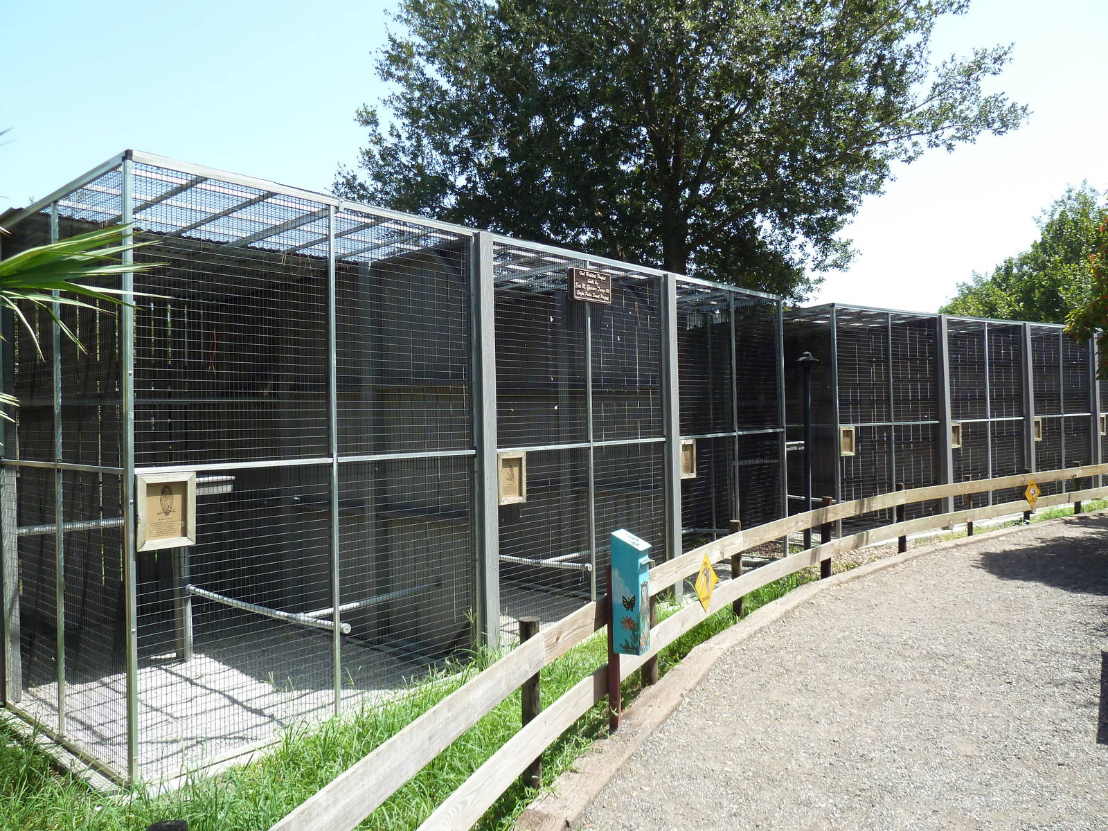 Birds of Prey Aviaries