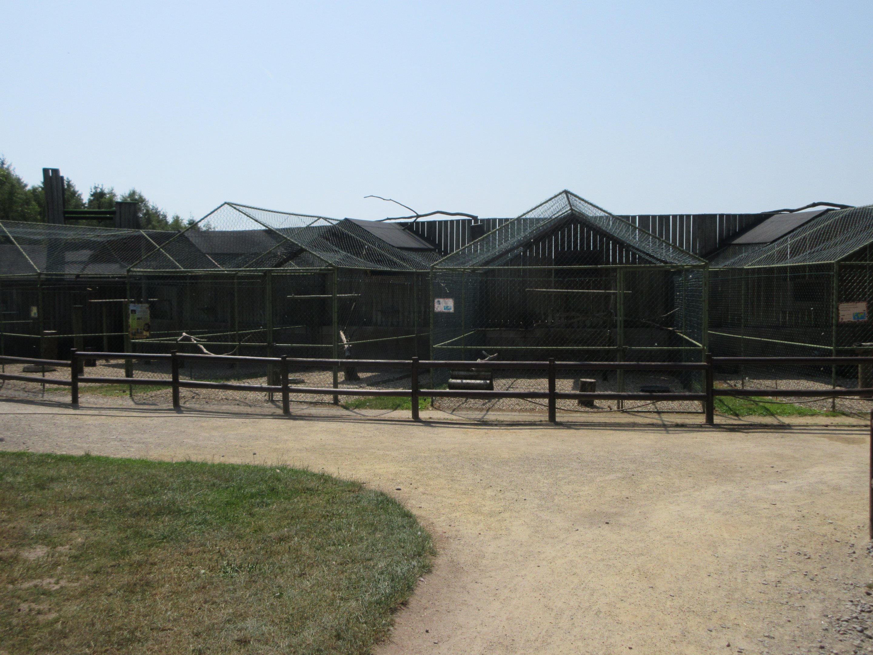 Birds of Prey Aviaries