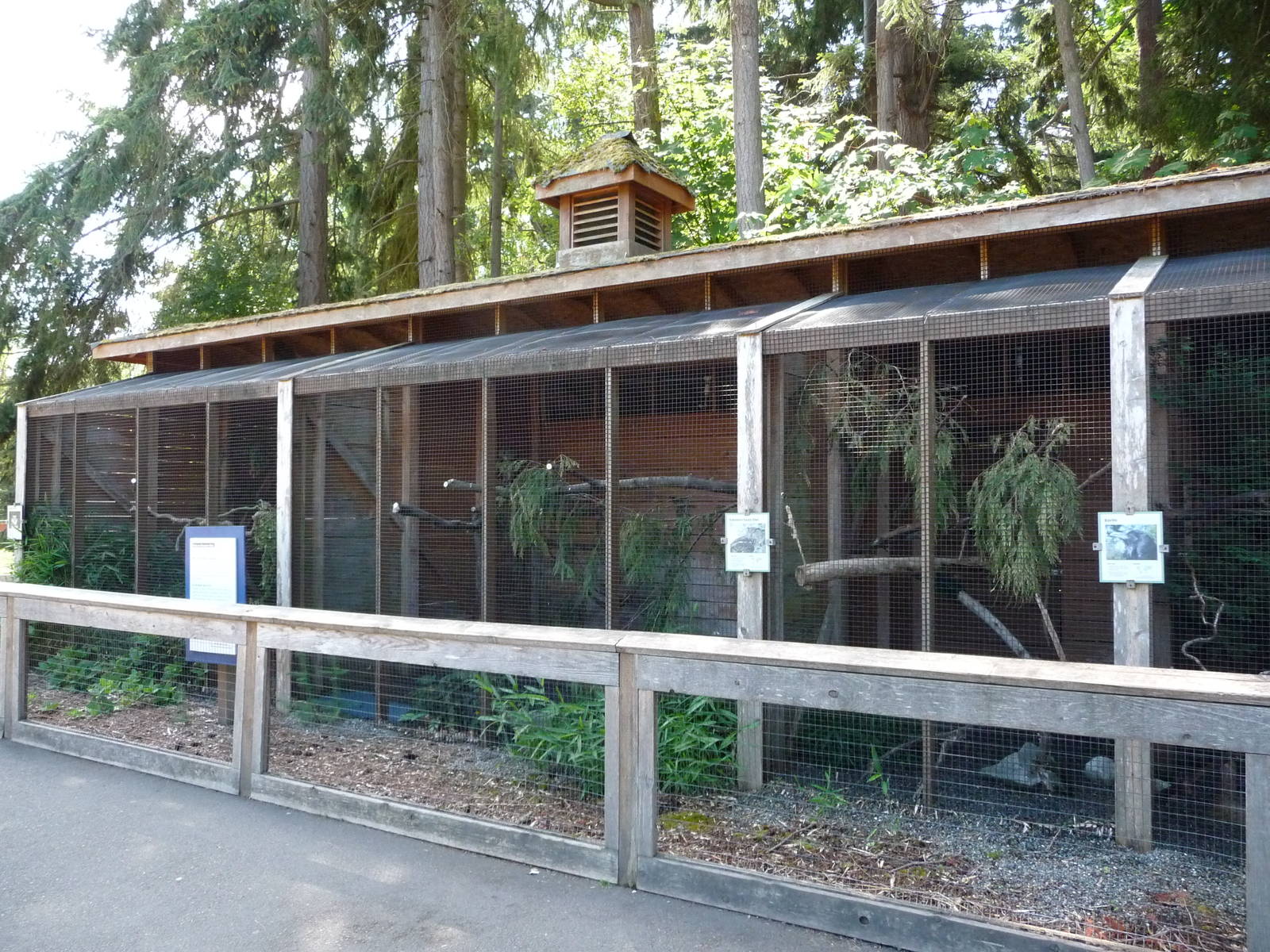 Birds Of Prey Aviaries