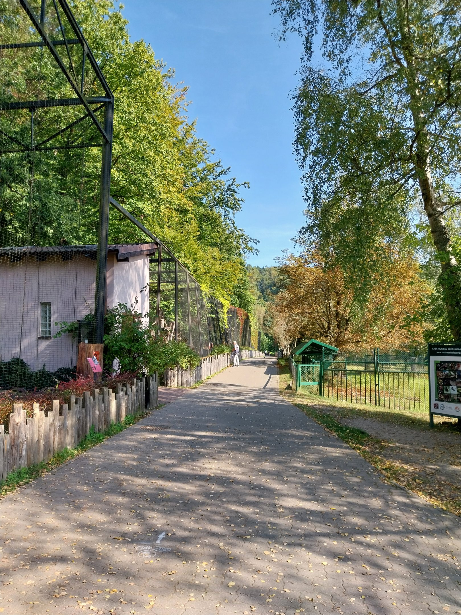 Birds of Prey aviaries