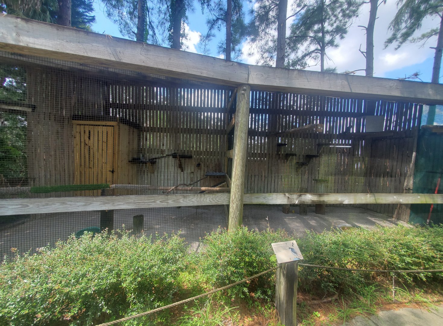 Birds Of Prey Center - Peregrine Falcon enclosure
