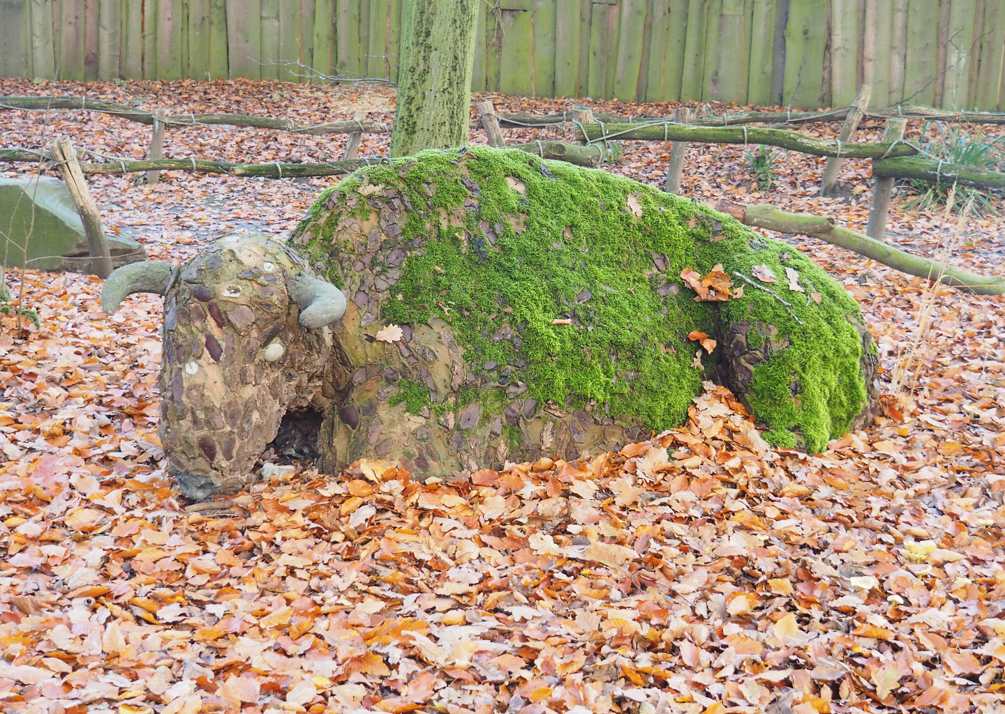 Bison statue, 2021-11-23