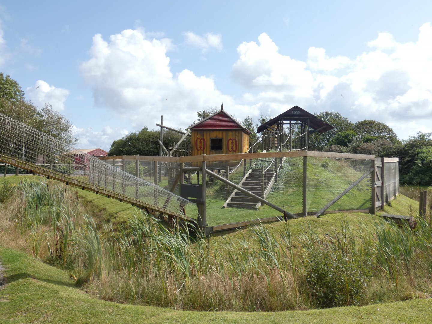 Black-and-white Ruffed Lemur enclosure