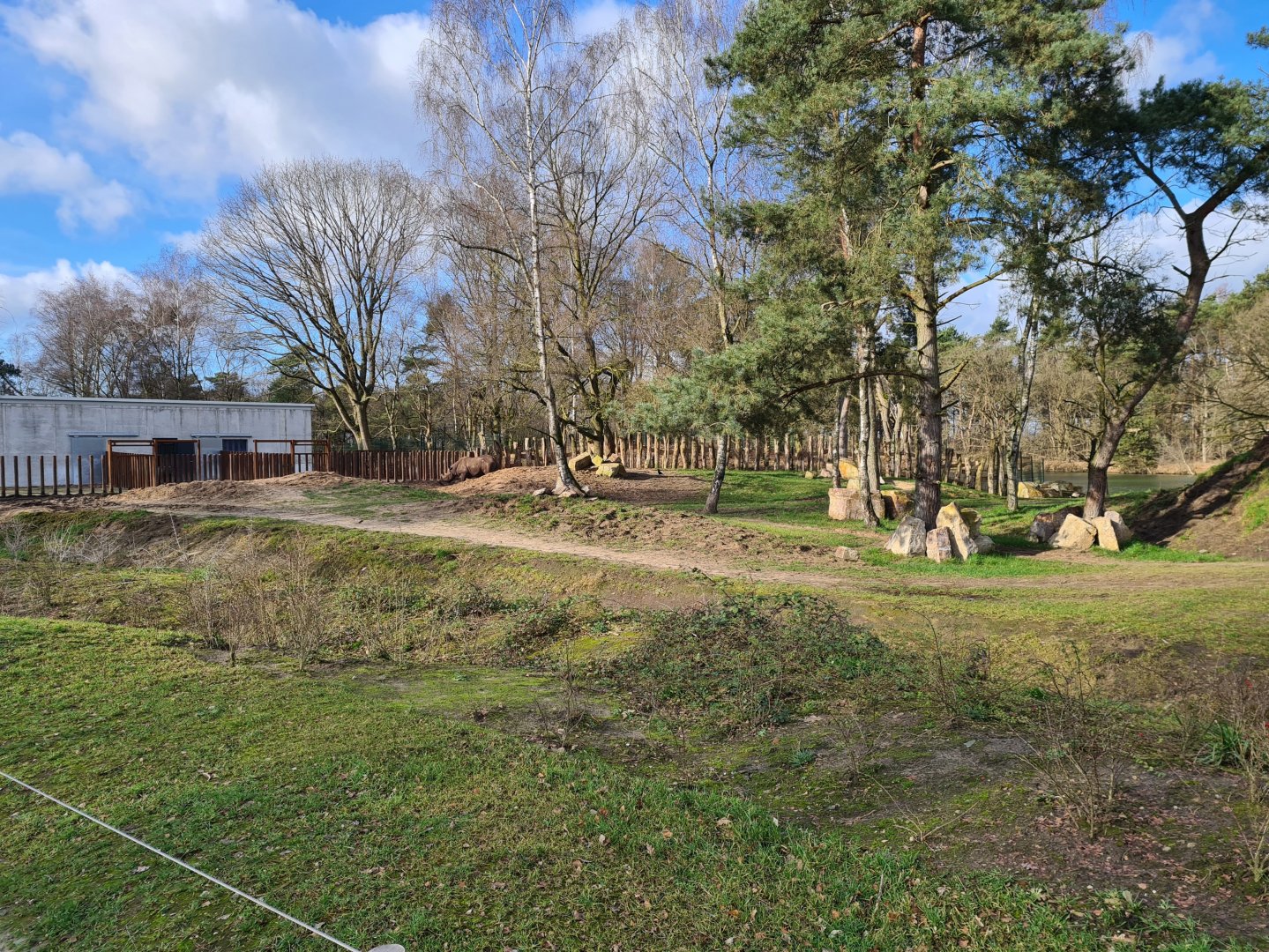 Black rhinoceros enclosure - Side view