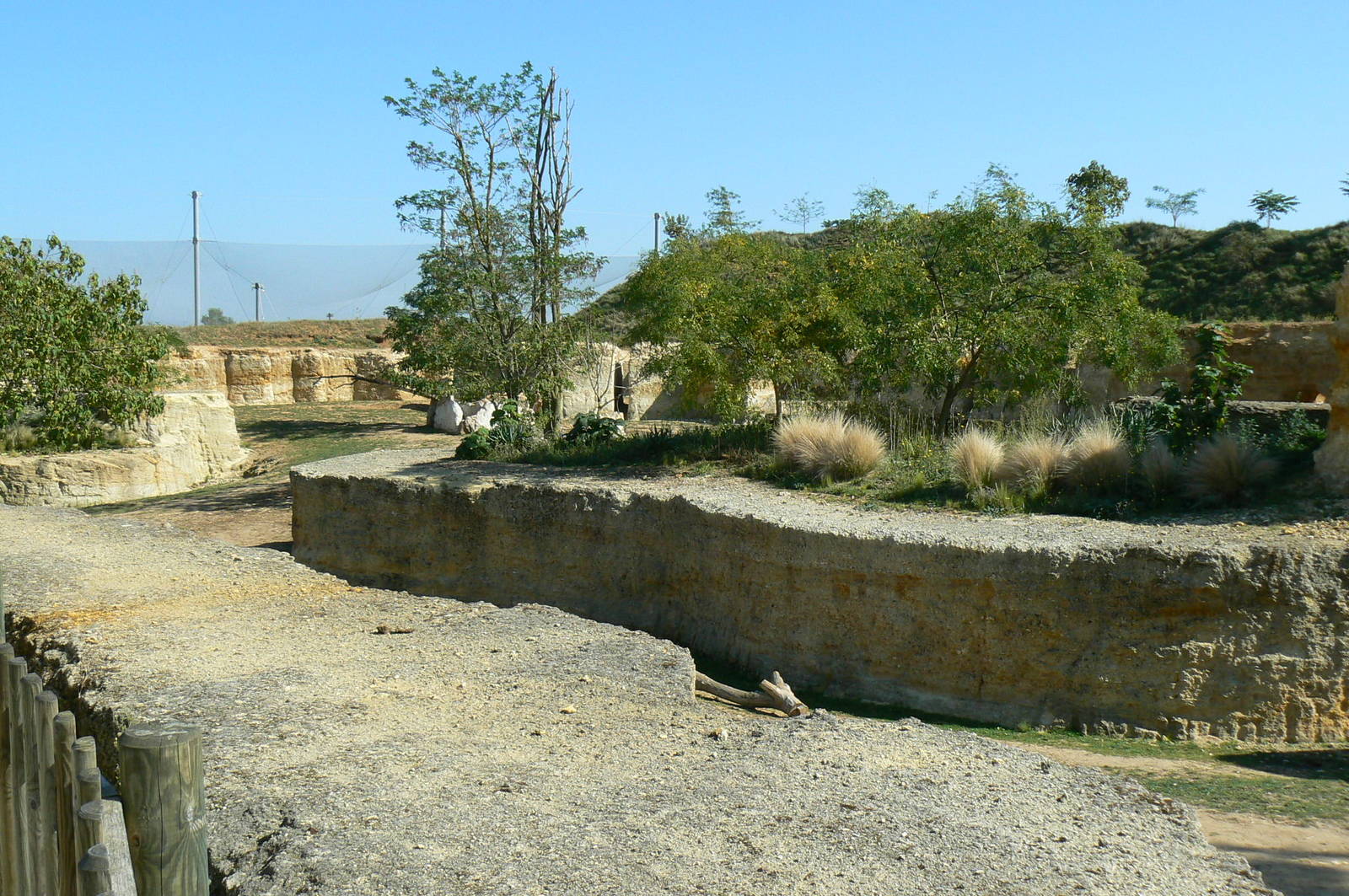 Black rhinos canyon - general view