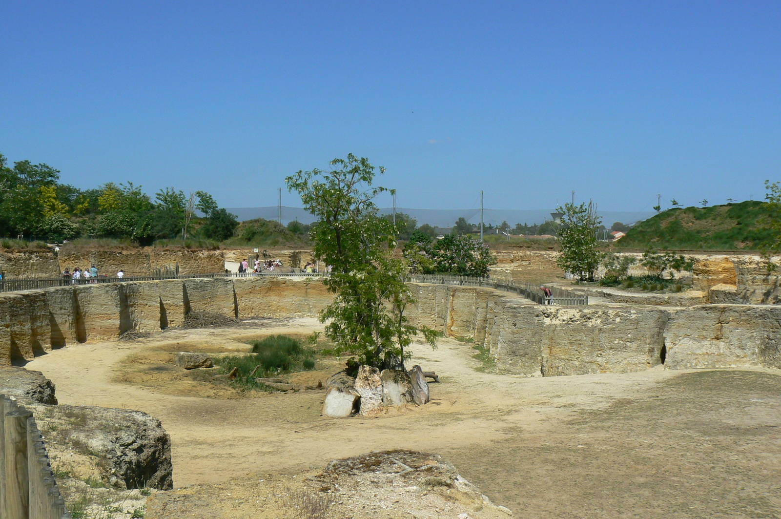 Black rhinos canyon - general view