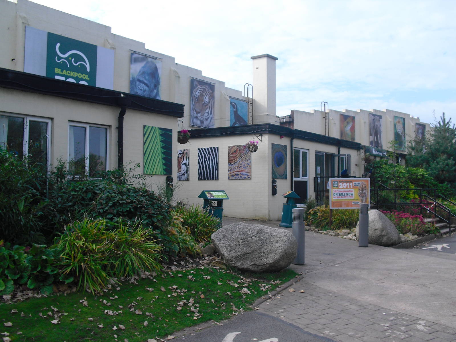 Blackpool Zoo Entrance Area - 01/10/2011