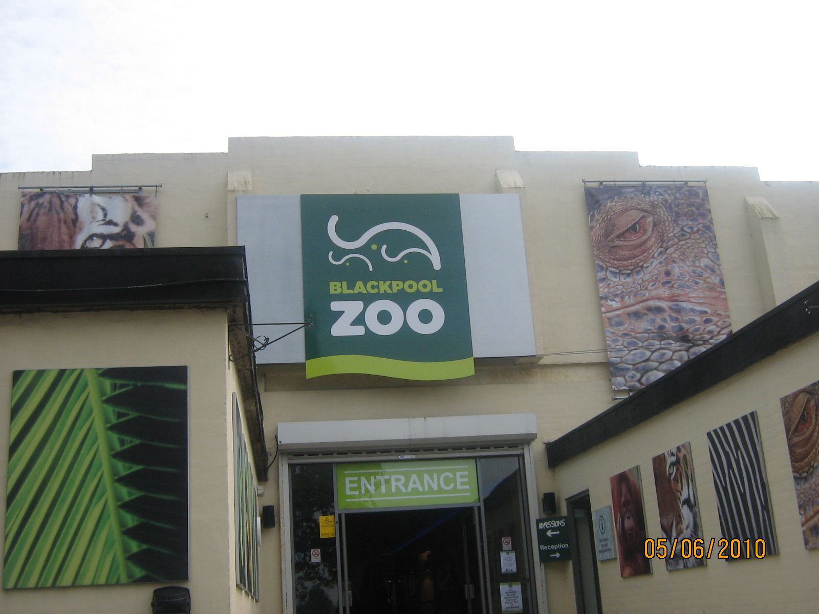 blackpool zoo entrance