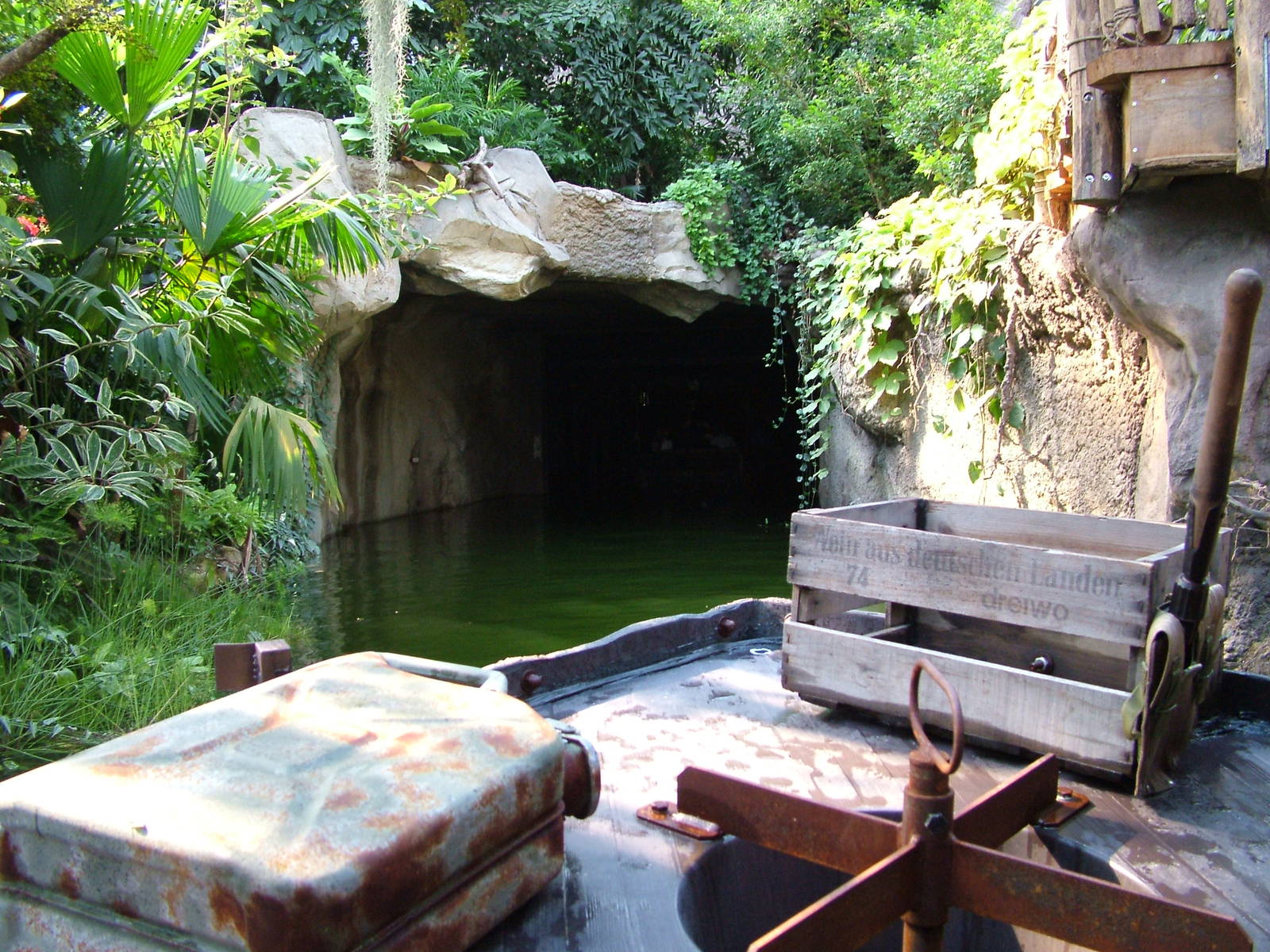 Boat Ride - Gondwanaland, Leipzig, 02/09/11