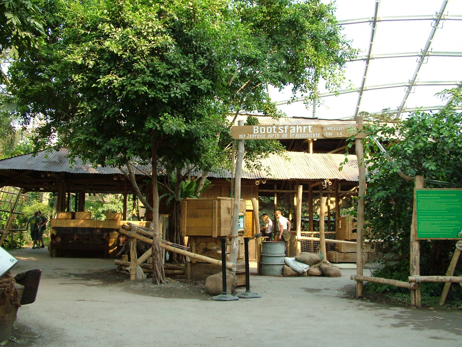 Boat Ride Station - Gondwanaland, Leipzig, 02/09/11