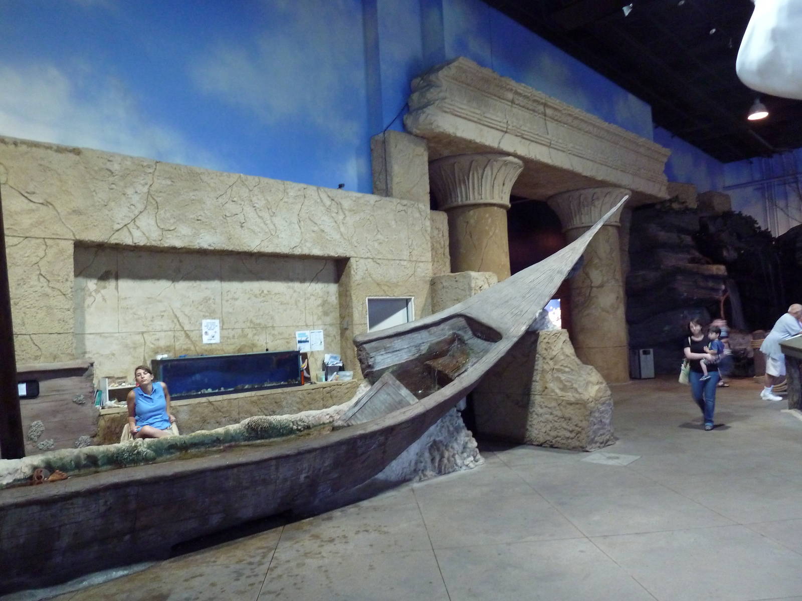 Boat-Themed Touch Tank