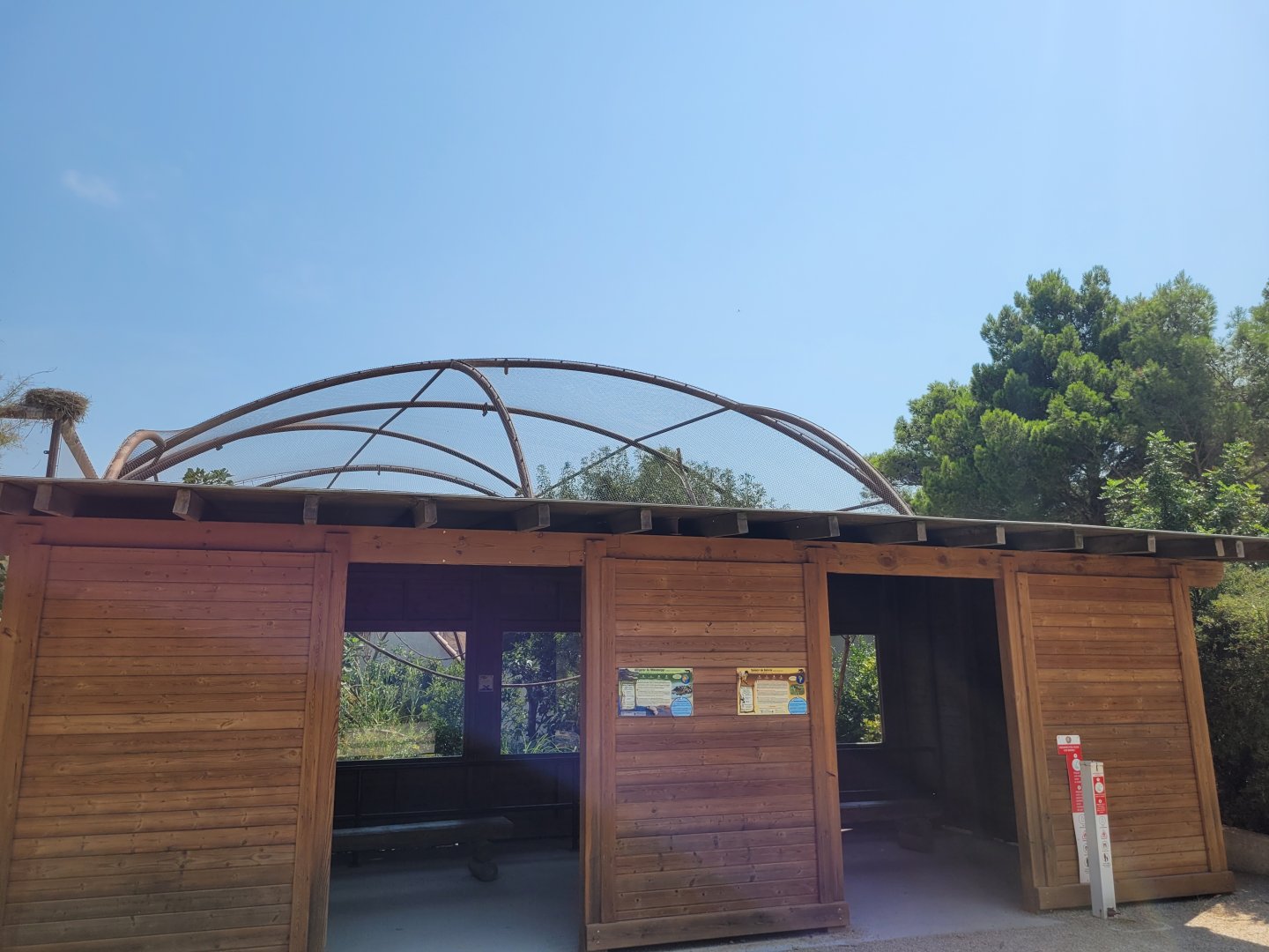 Bolivian squirrel monkey, American alligator and Red-eared slider exhibit -Réserve Africaine de Sigean (2022)