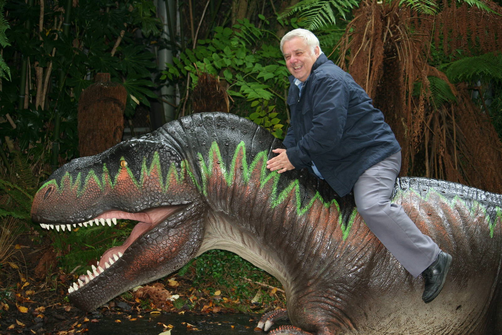 Bongorob and Dinosaur