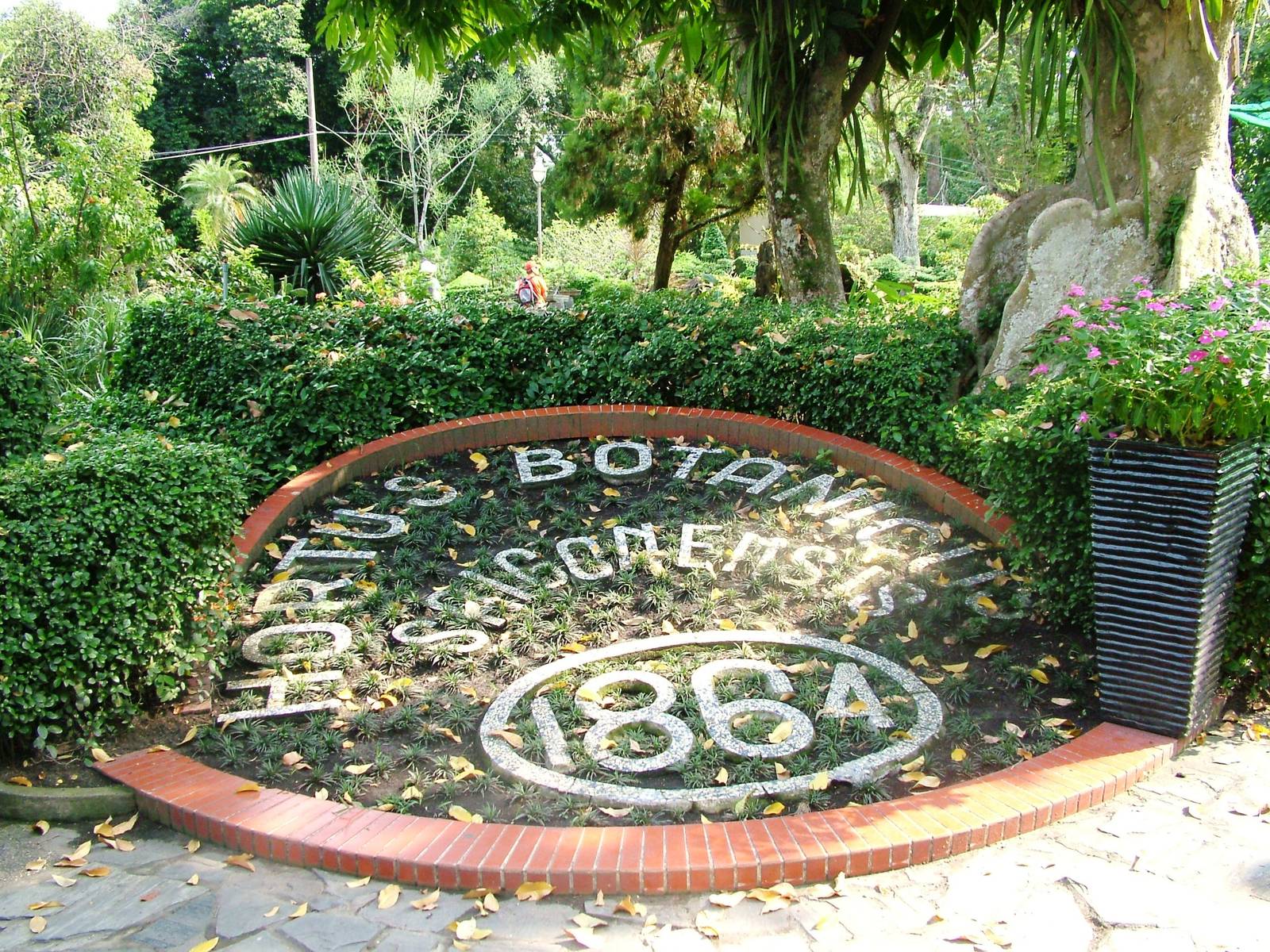 Botanical Garden Display at Saigon Zoo, 16/03/12