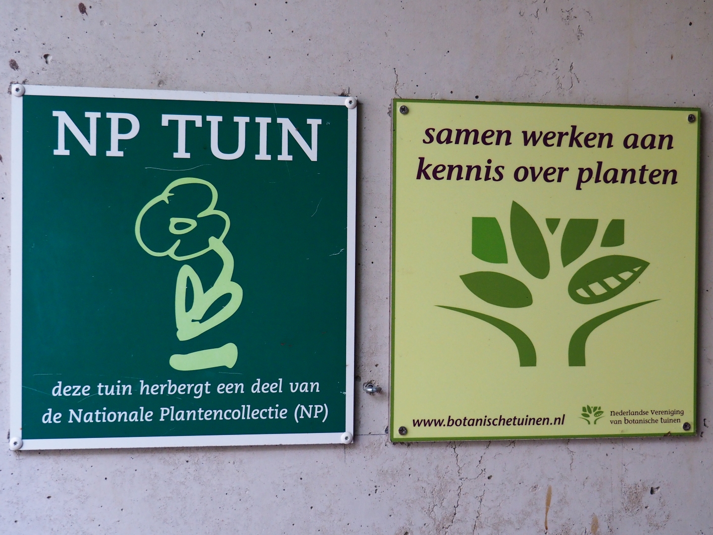 Botanical garden signs (Sep 16th, 2018)