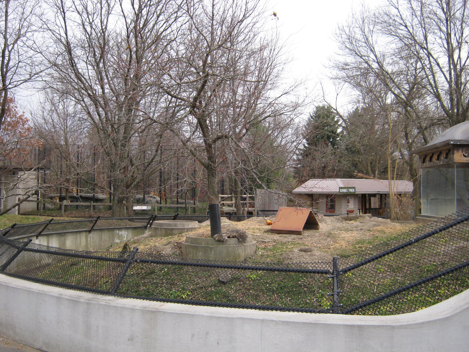 BPZ - Outdoor exhibits, grounds