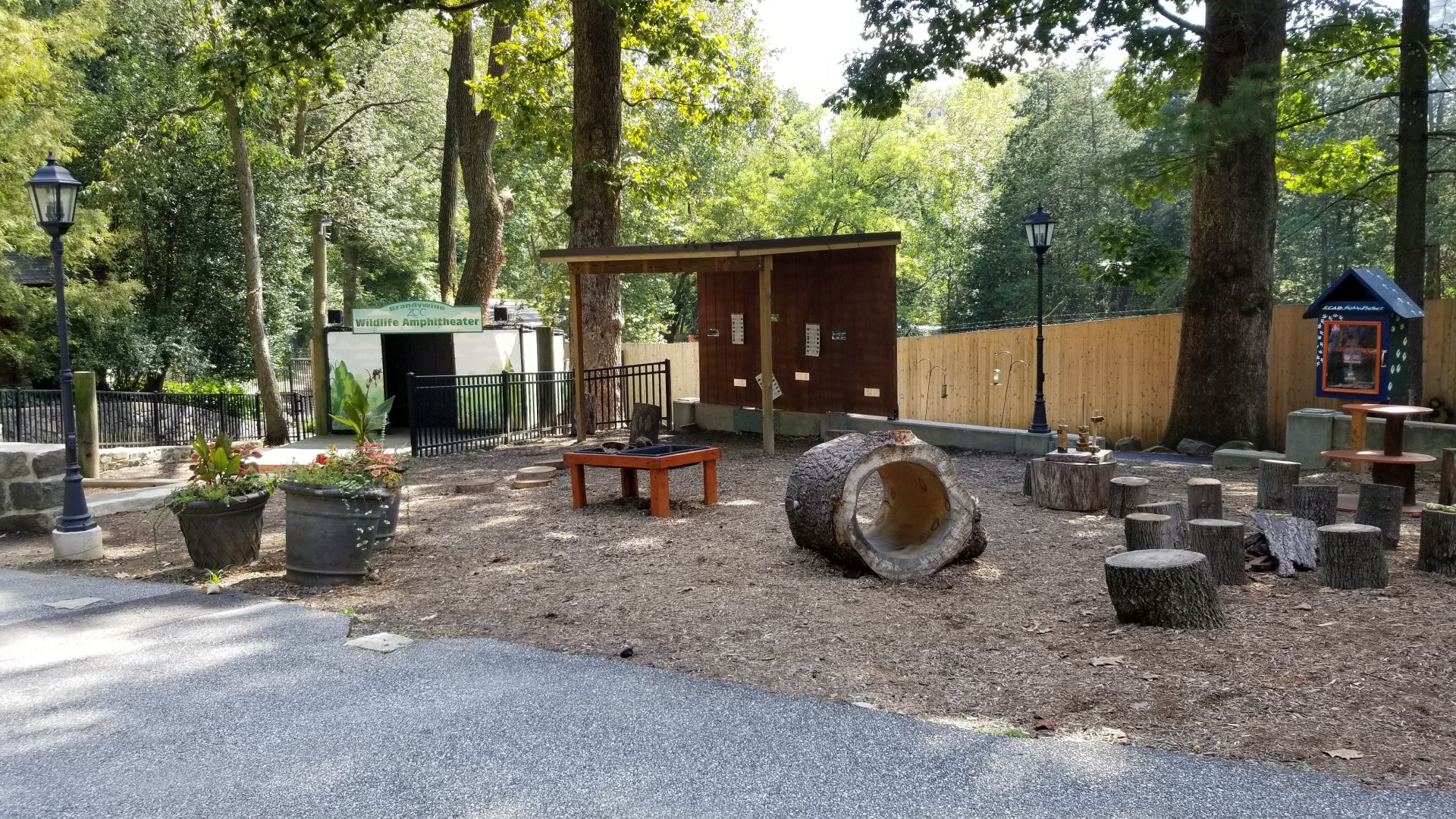 Brandywine Zoo - Children's play area and wildlife theater