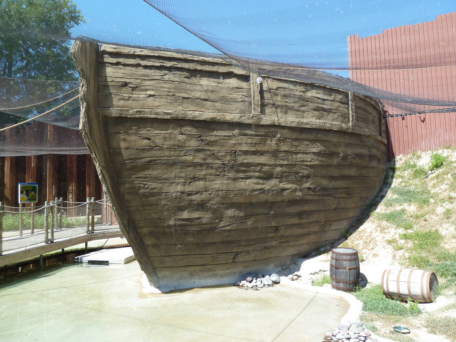 Brazos River Country - Shore Birds Aviary
