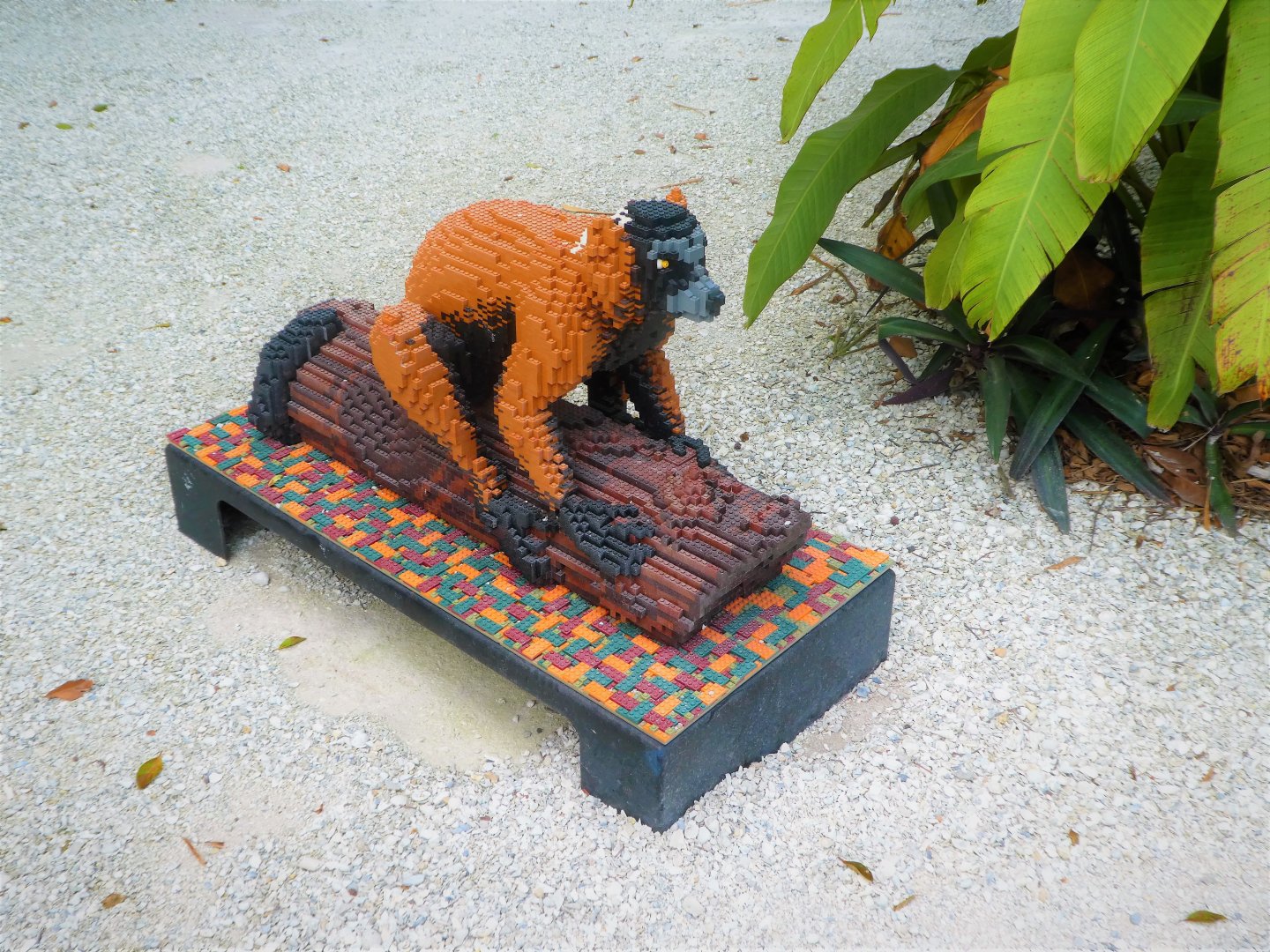 BRICKLIVE! Animal Paradise - Red Ruffed Lemur