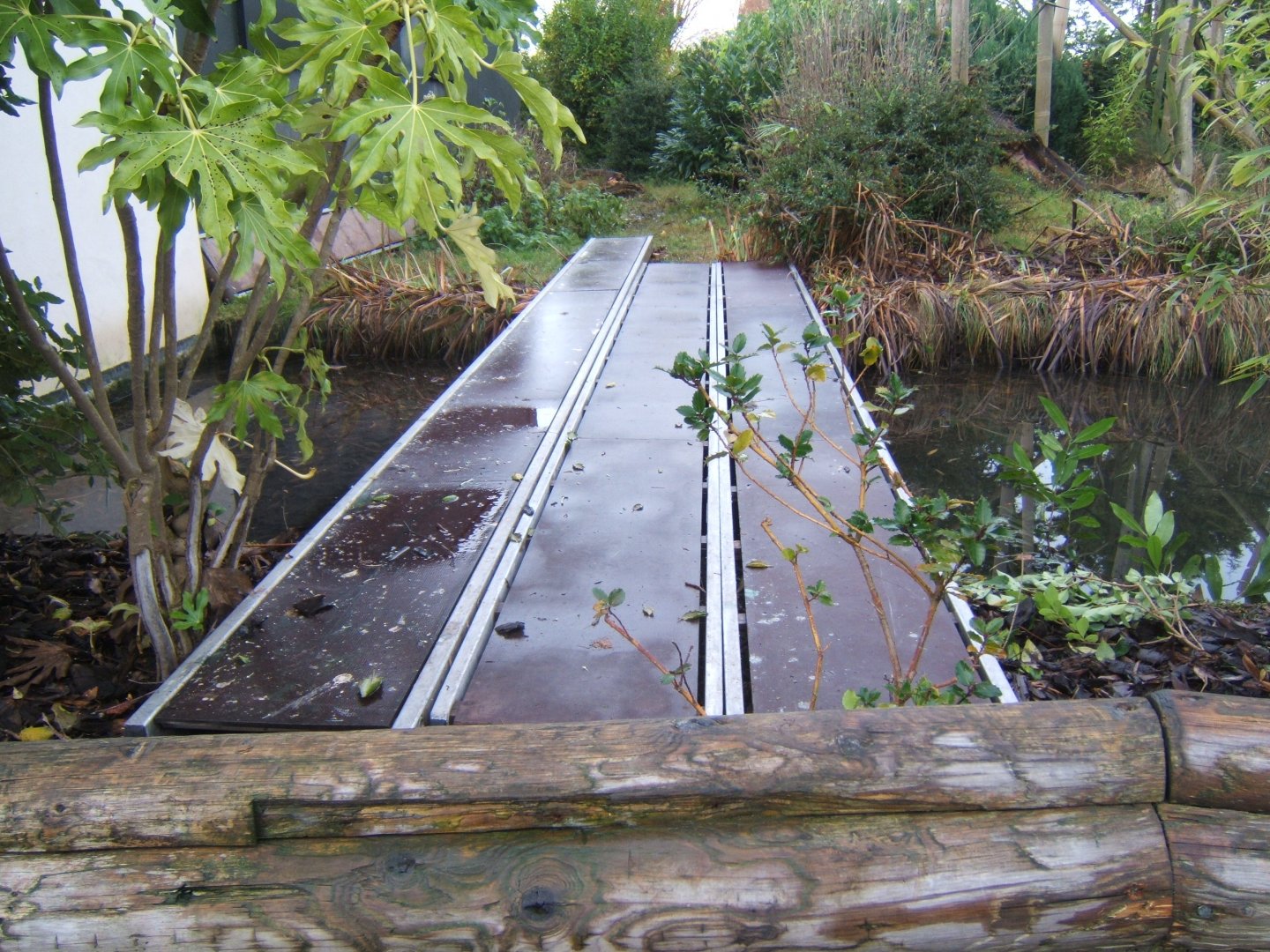 Bridge across to old Buffy-headed Capuchin enclosure