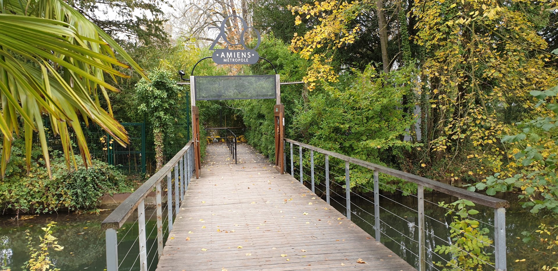 Bridge toward the entrance
