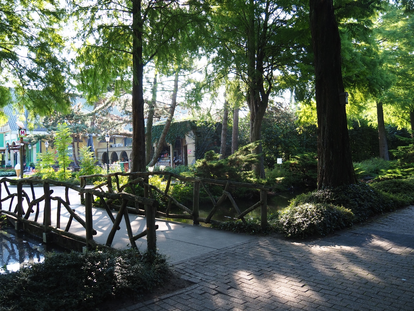 Bridge, water and trees (Sep 2nd, 2018)