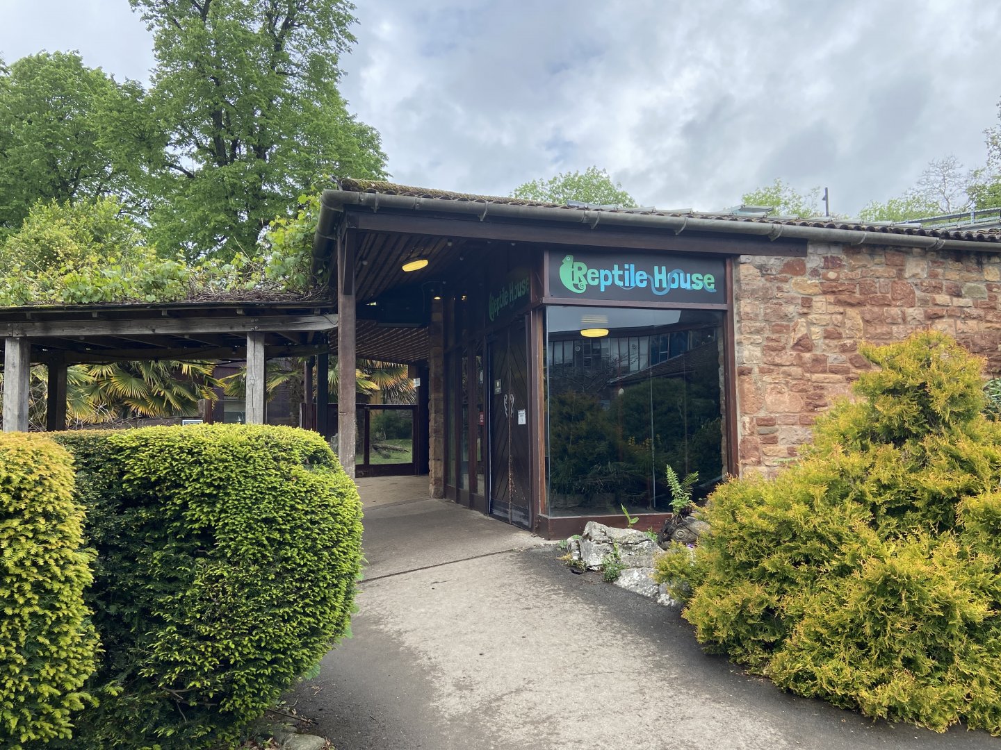 Bristol Zoo reptile house