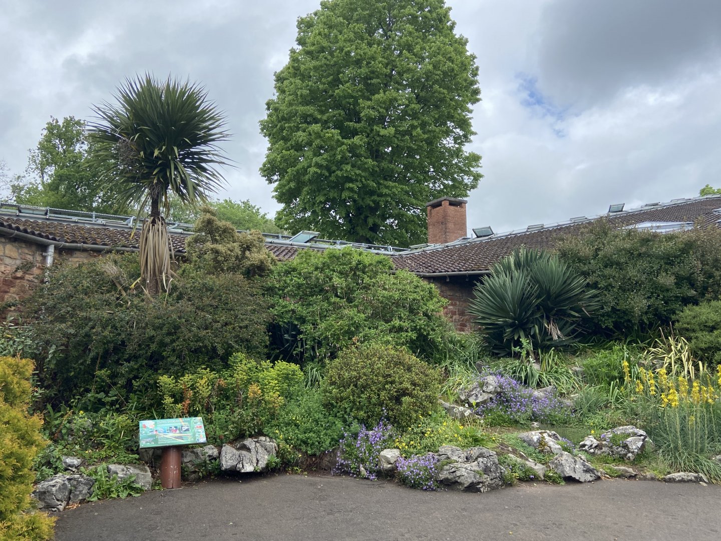 Bristol Zoo reptile house