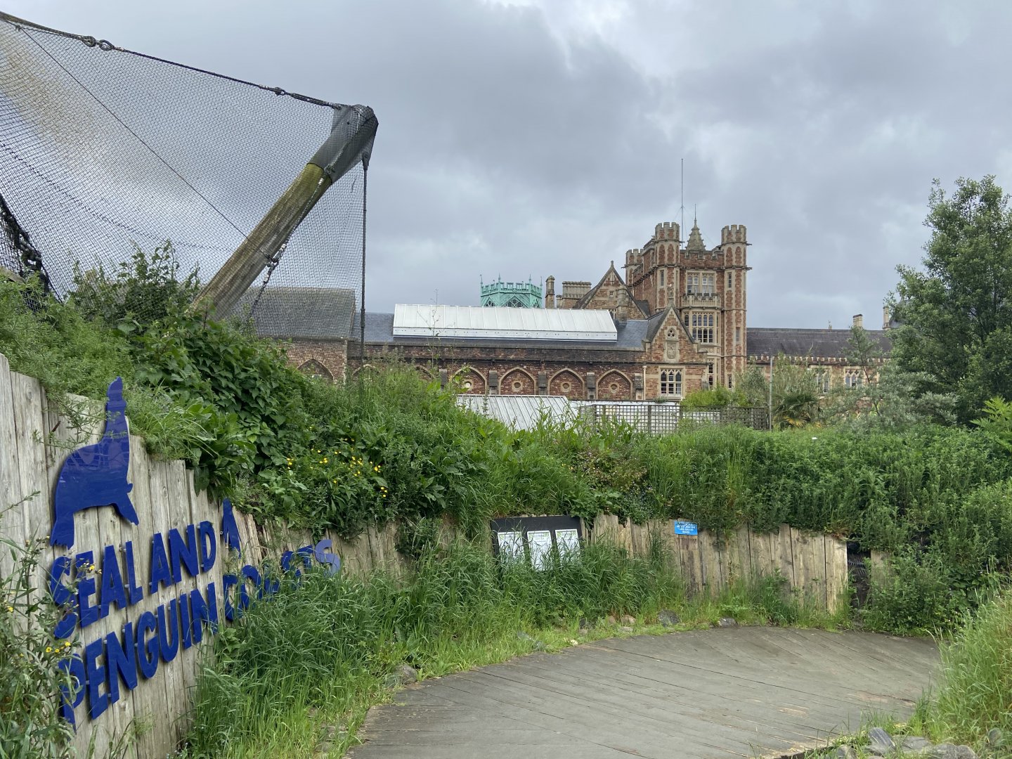 Bristol Zoo Seal and Penguin Coasts