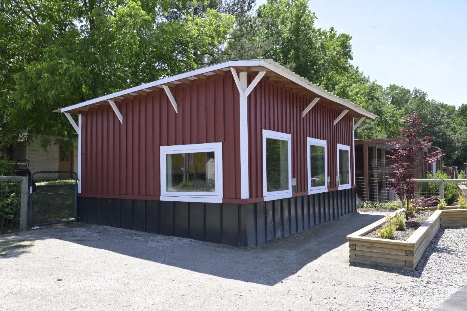 Broadway Zoological Park - Large Snake Exhibits