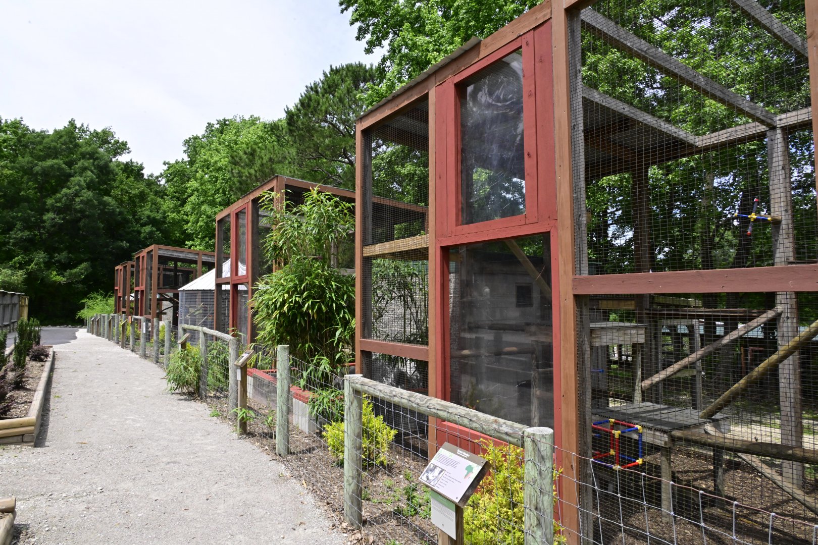 Broadway Zoological Park - Primate enclosures