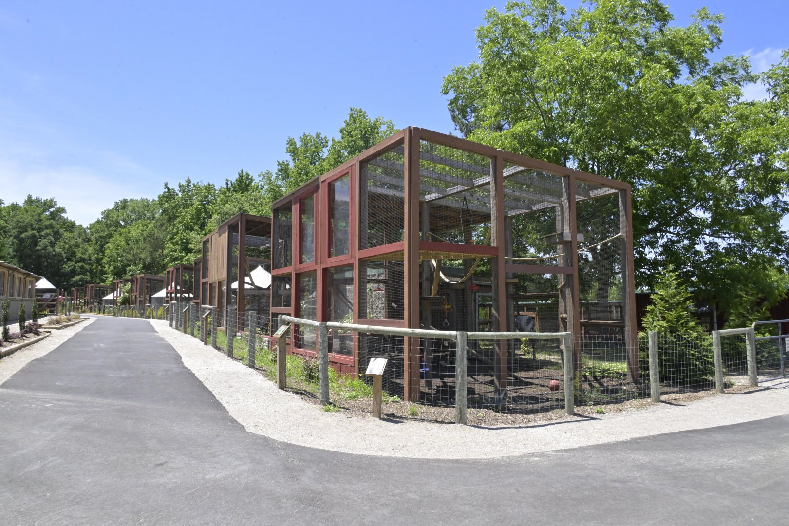 Broadway Zoological Park - Primate Exhibits