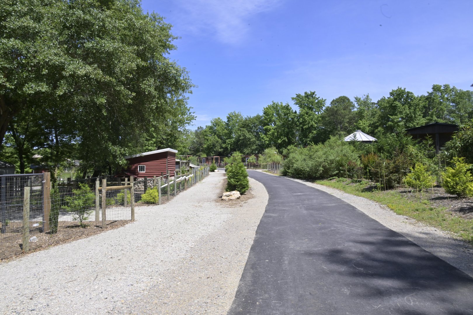 Broadway Zoological Park - Scenery and Landscaping
