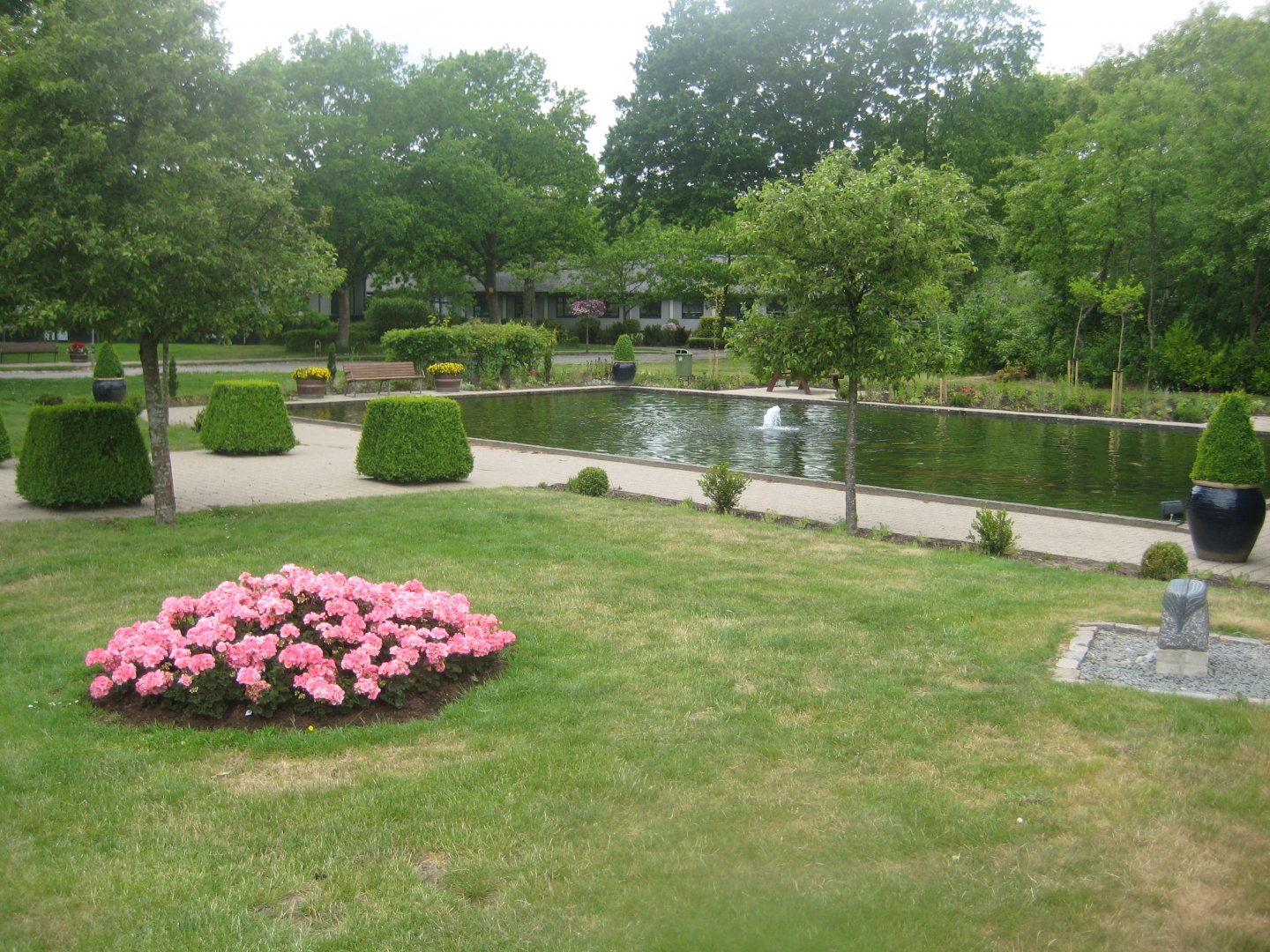 Brønderslev Psykiatripark - General view and fish pond