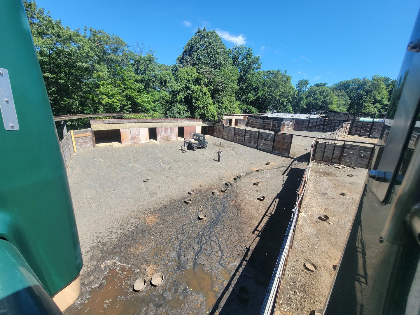 Bronx 7/22 - Monorail - Barn area