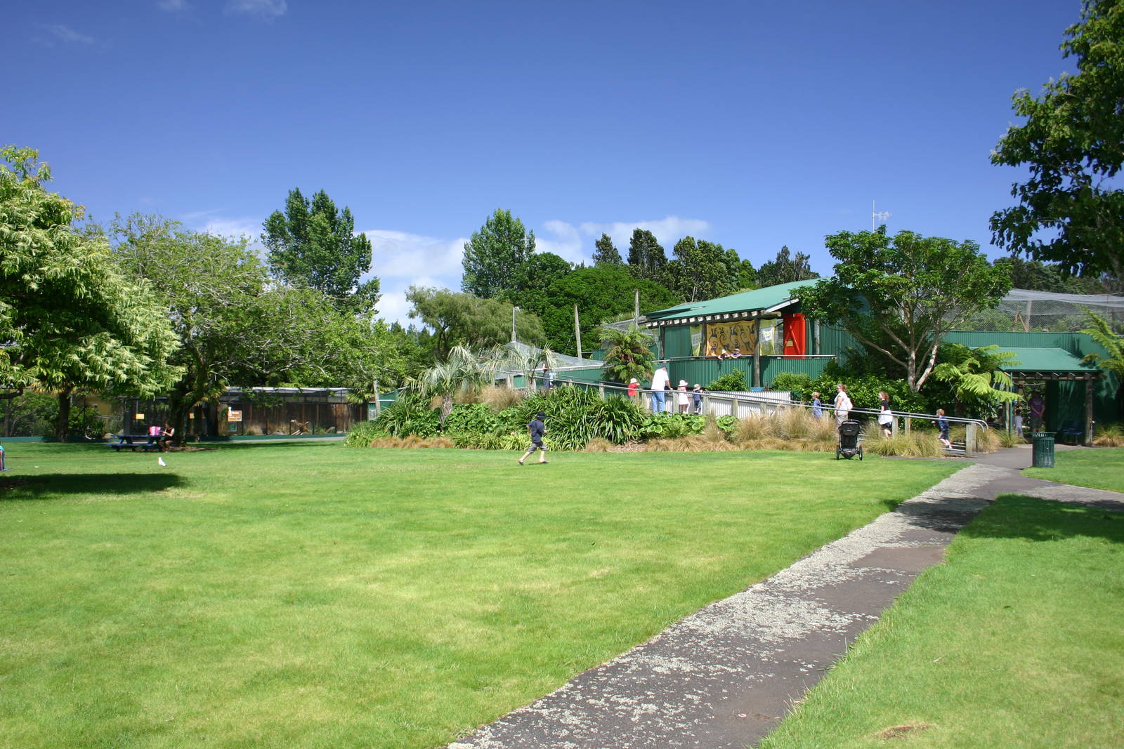 Brooklands Zoo Exhibits