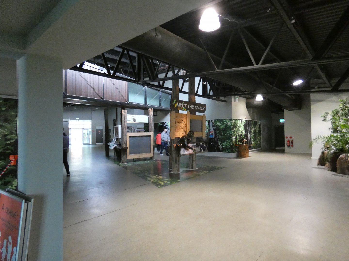Budongo main hall