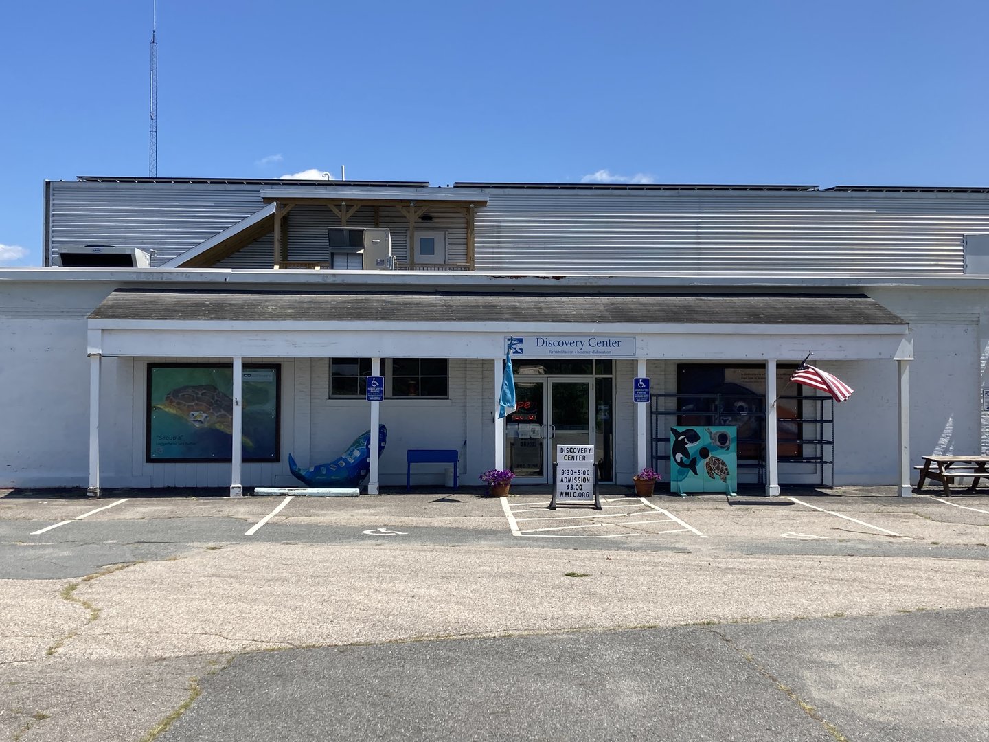 Building facade / entrance
